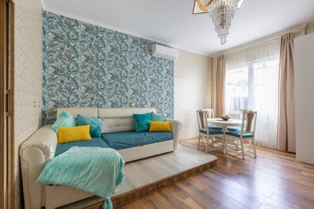 Stylish Central Budapest Apartment ภายนอก รูปภาพ