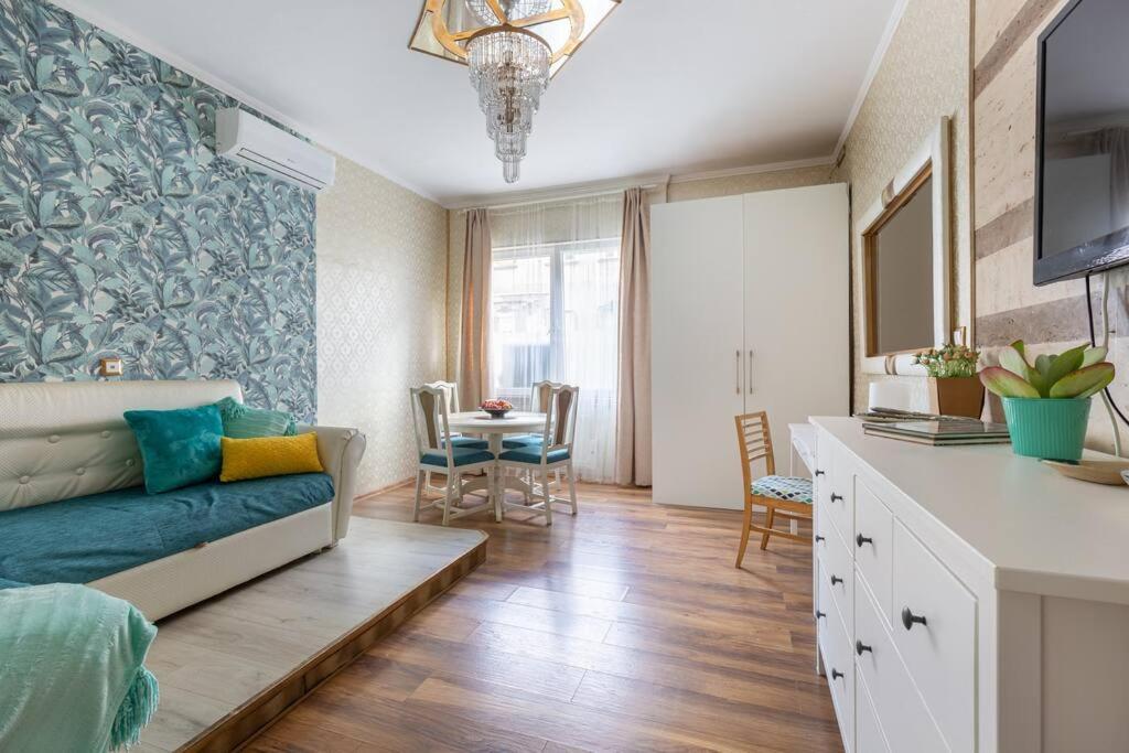 Stylish Central Budapest Apartment ภายนอก รูปภาพ