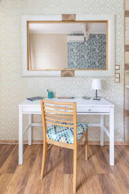 Stylish Central Budapest Apartment ภายนอก รูปภาพ