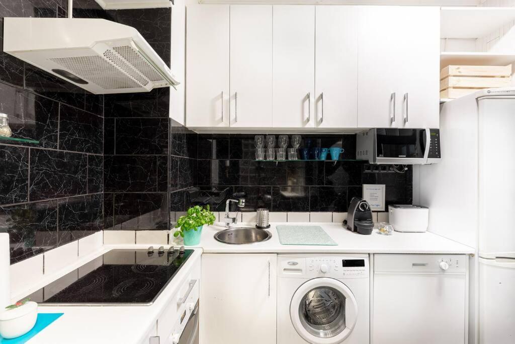 Stylish Central Budapest Apartment ภายนอก รูปภาพ